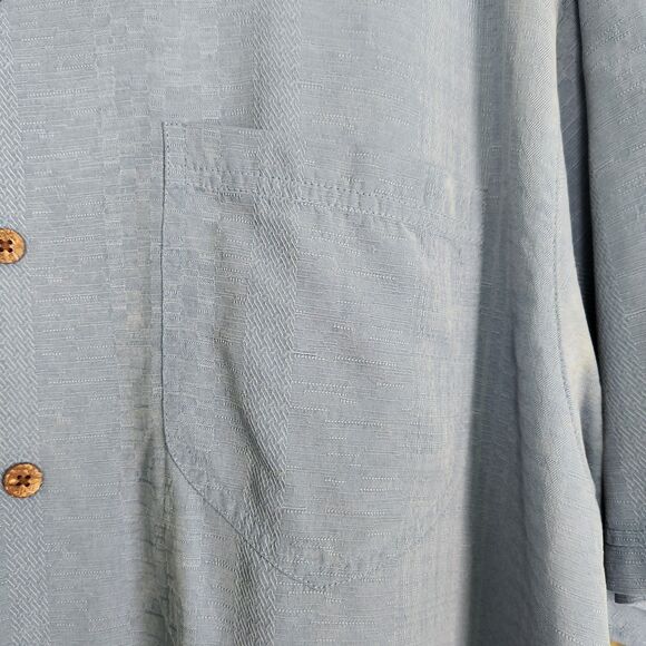 Tommy Bahama 100% Silk Mens Medium Light Blue Short Camp Shirt Woven Pattern - Picture 8 of 16
